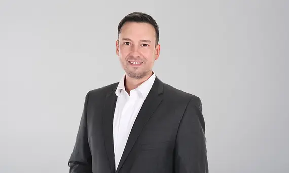 Sebas­tian Died­rich