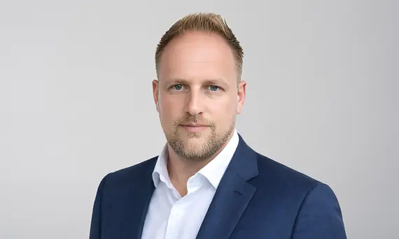 Dennis Dominik Hesse