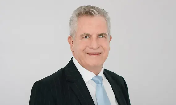Alex­ander Meyer