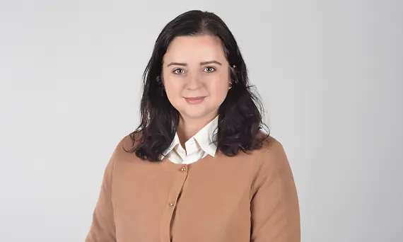 Karo­lina Anna Kwie­cien