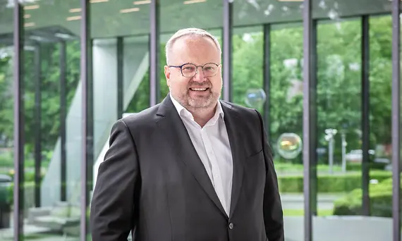 Klaus Ishihara-Hutzler