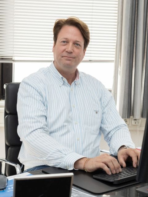 Oliver Weber