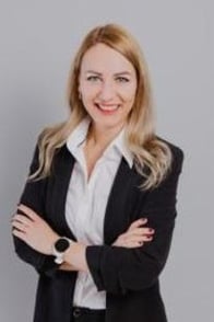 Corinna Partie