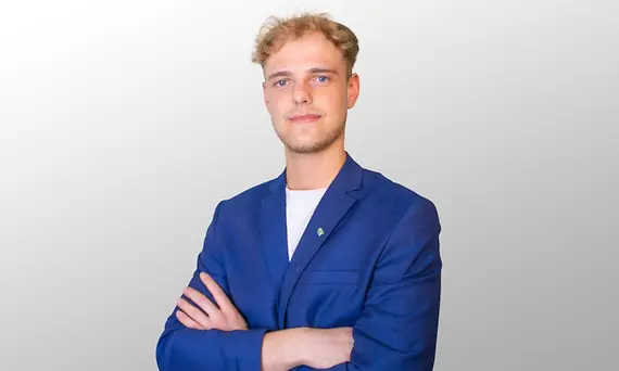 Luca Maxi­mi­lian Damm