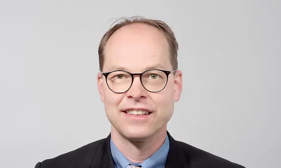 Marc Dümpel­mann