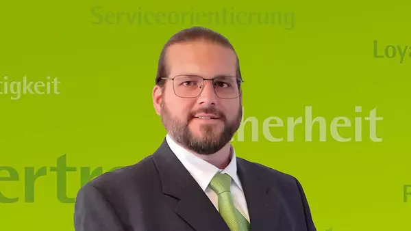 Steffen Bach
