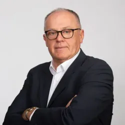 Zoran Riedel