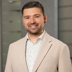 Tobias Nast