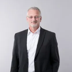 Holger Kolb
