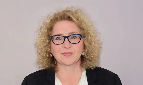 Monika Maria Bauers­feld