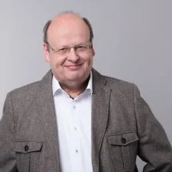 Günter Schmidt