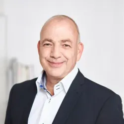 Stefan Simon