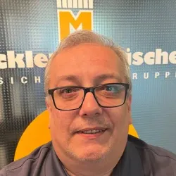 Alexander Neumann