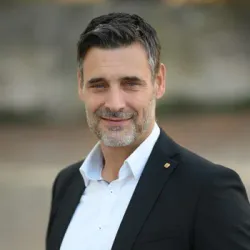 Torsten Römer
