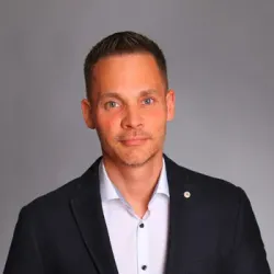 Sven Schmidt