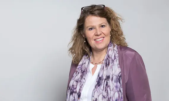 Ange­lika Kunz
