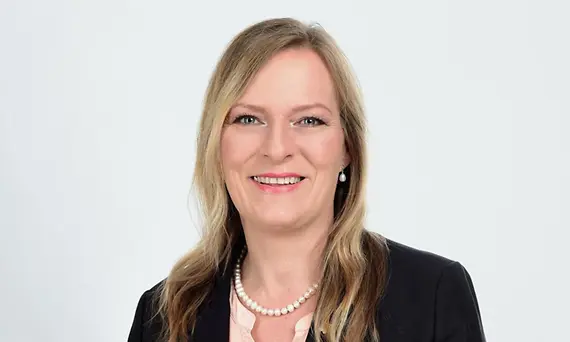 Svenja Chris­tina Schell