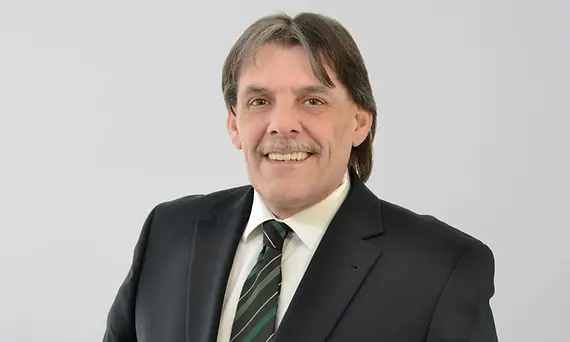 Wolf­gang Jürgen Schnurr