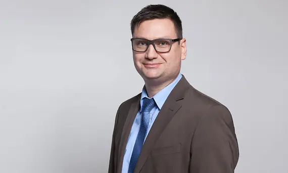 Alex­ander Jaser