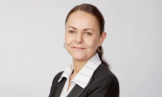 Cornelia Schnee­weiß-Engel