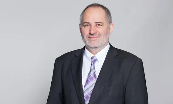 Peter Scho­knecht